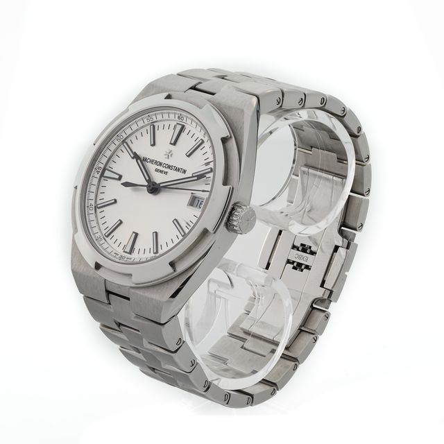 Vacheron Constantin Overseas 4500V/110A-B126 Image 2